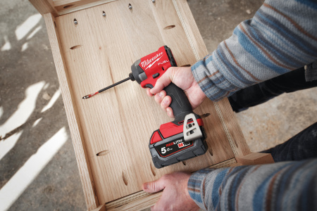 Аккумуляторный импульсный винтоверт Milwaukee M18 FID3-0 FUEL (Арт. 4933498061)