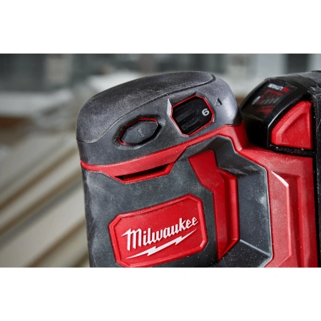 Аккумуляторная эксцентриковая шлифовальная машина Milwaukee M18 BOS125-502B 125мм  (Арт. 4933464229)