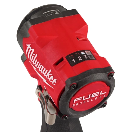 Аккумуляторный субкомпактный ударный гайковерт с фиксацией пином Milwaukee M12 FCIWP12G3-0 FUEL (1/2'') (Арт. 4933493457)