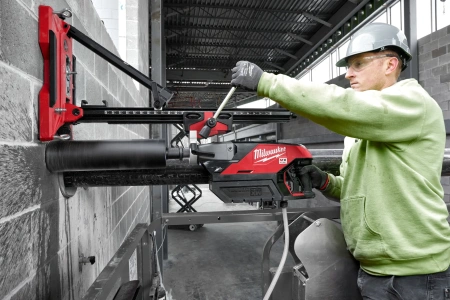 Аккумуляторная установка алмазного сверления Milwaukee MXF DCD150-302C FUEL (Арт. 4933464887)