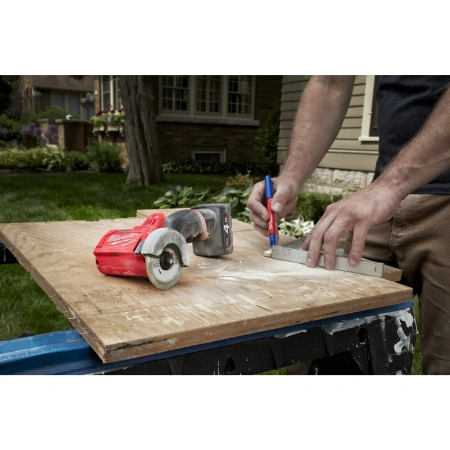 Субкомпактная многофункциональная отрезная машина Milwaukee M12 FCOT-422X FUEL  (Арт. 4933464619)