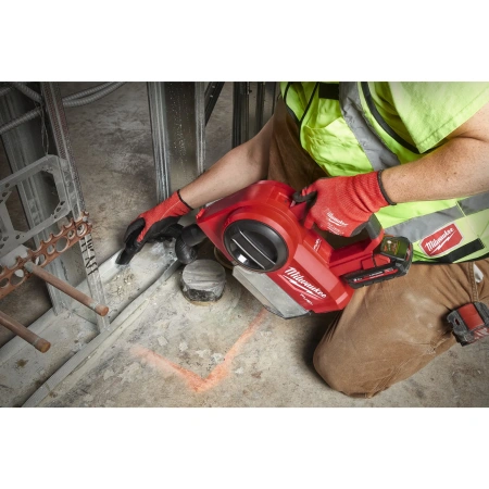Аккумуляторный пылесос Milwaukee M18 FCVL-0 FUEL  (Арт. 4933478185)