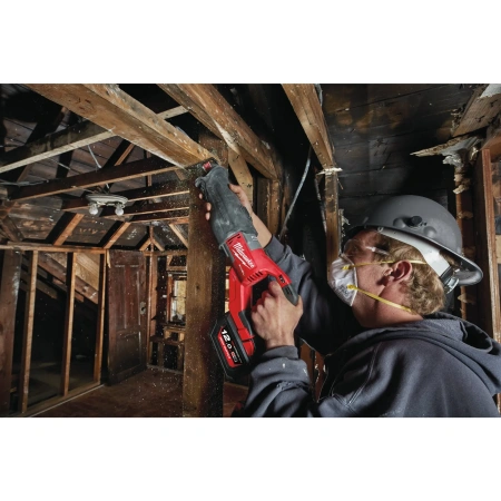 Аккумуляторная сабельная пила Milwaukee M18 FSX-121C FUEL SUPER SAWZALL  (Арт. 4933464484)