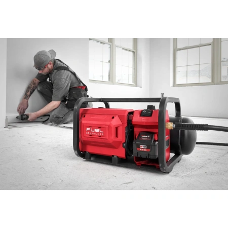 Аккумуляторный компрессор Milwaukee M18 FAC-0 FUEL  (Арт. 4933472166)