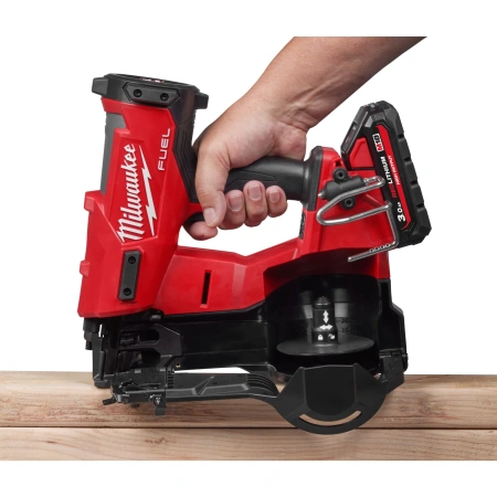 Аккумуляторный гвоздезабиватель(нейлер) с барабанным магазином Milwaukee M18 FRCN45-302X FUEL (Арт. 4933498169)